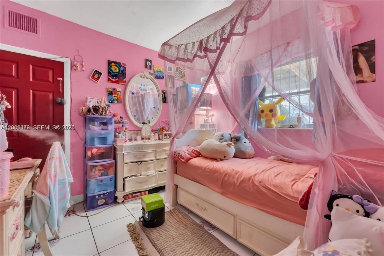 503 NW 43rd Pl, Miami, FL 33126 Photo