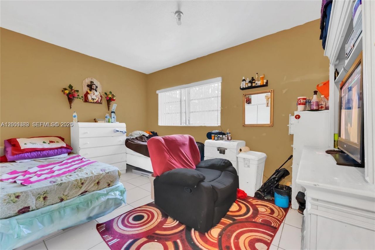 503 NW 43rd Pl, Miami, FL 33126 Photo