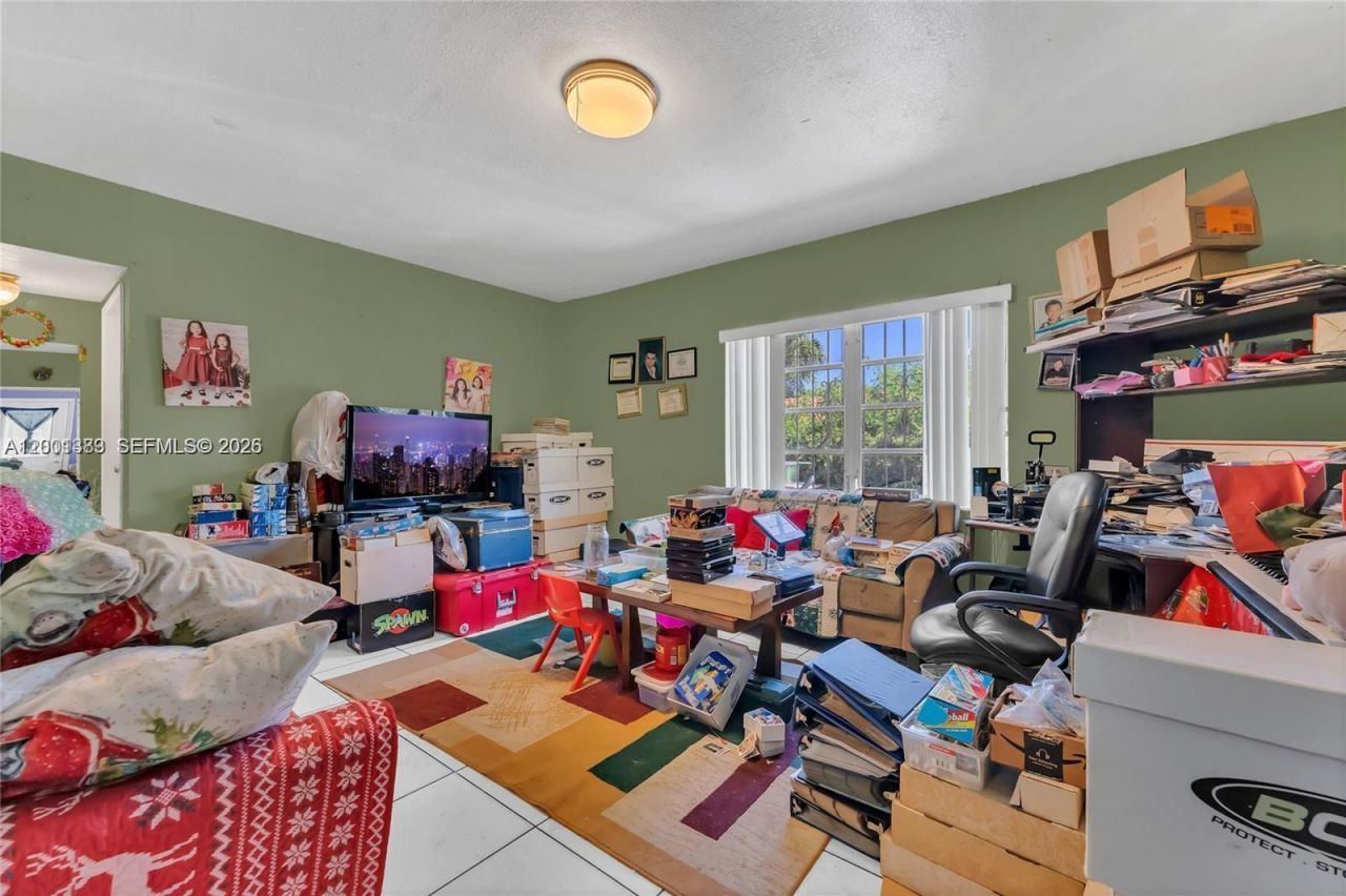 503 NW 43rd Pl, Miami, FL 33126 Photo