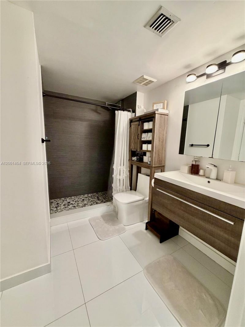 7355 SW 89th St, Unit 526N, Miami, FL 33156 Photo