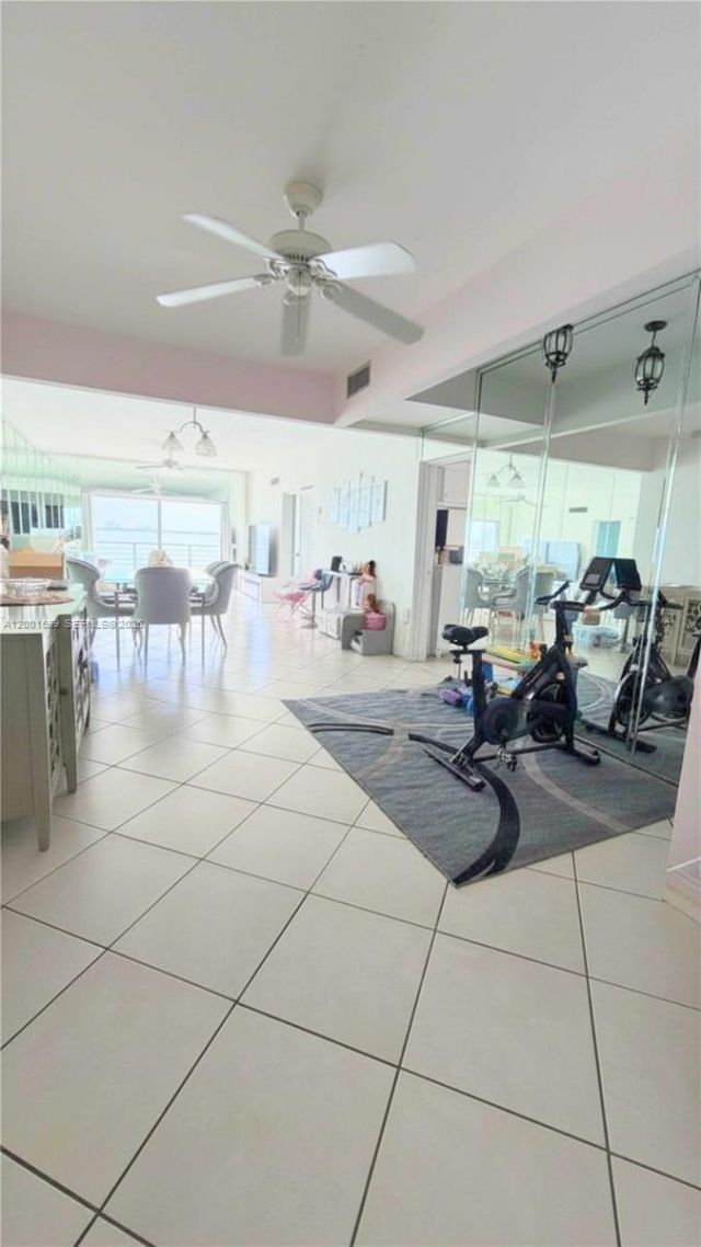 1880 S Treasure Dr, Unit 3A, North Bay Village, FL 33141 Photo