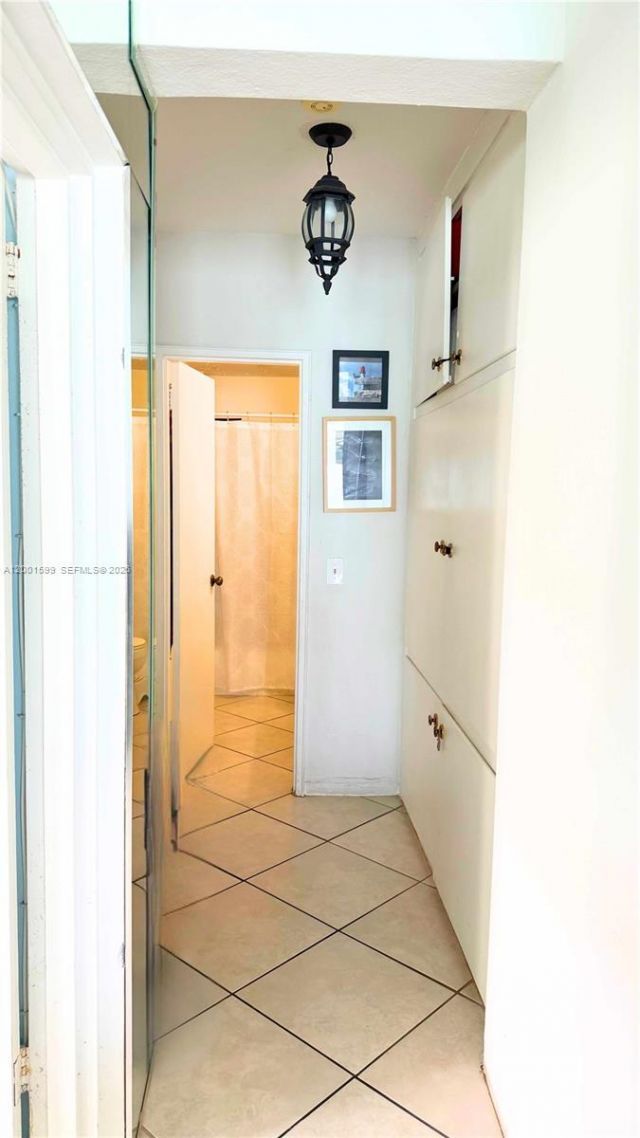 1880 S Treasure Dr, Unit 3A, North Bay Village, FL 33141 Photo