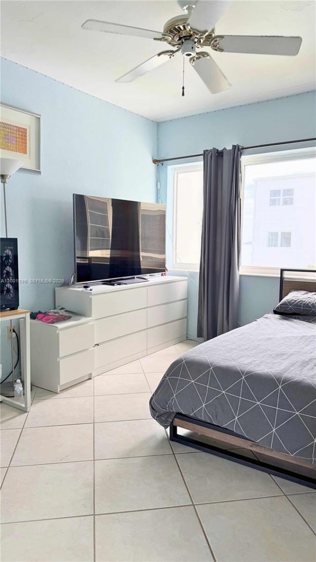 1880 S Treasure Dr, Unit 3A, North Bay Village, FL 33141 Photo