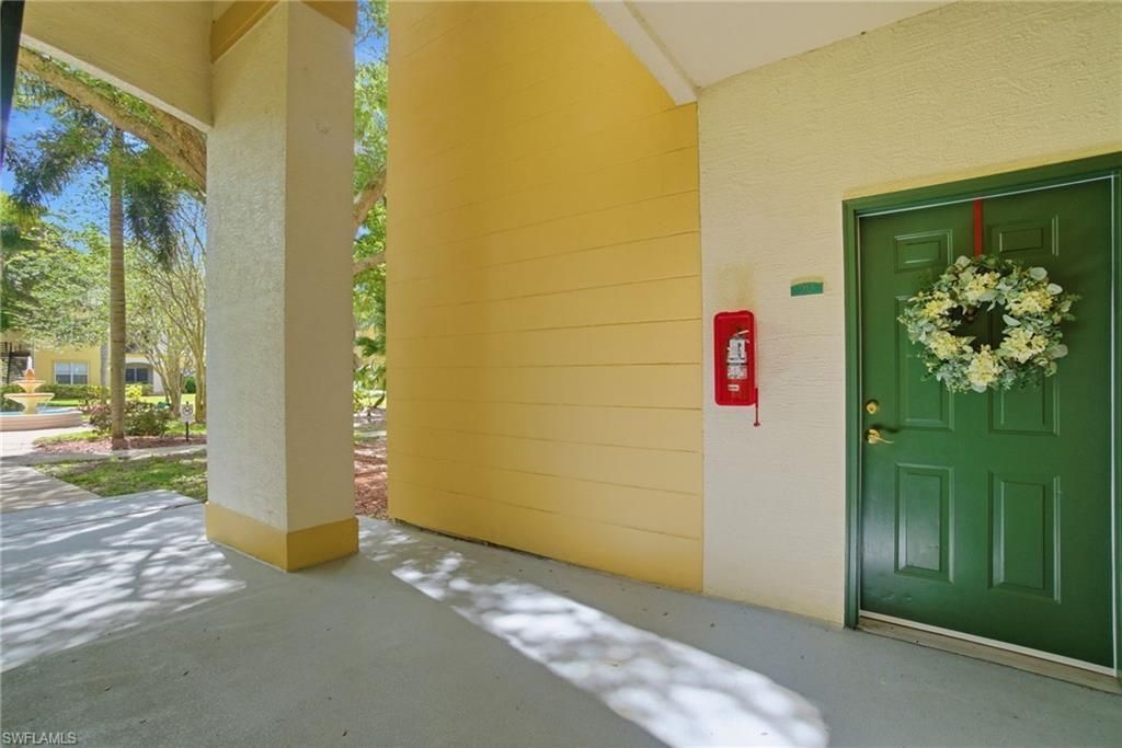 11521 Villa Grand, Unit 913, Fort Myers, FL 33913 Photo