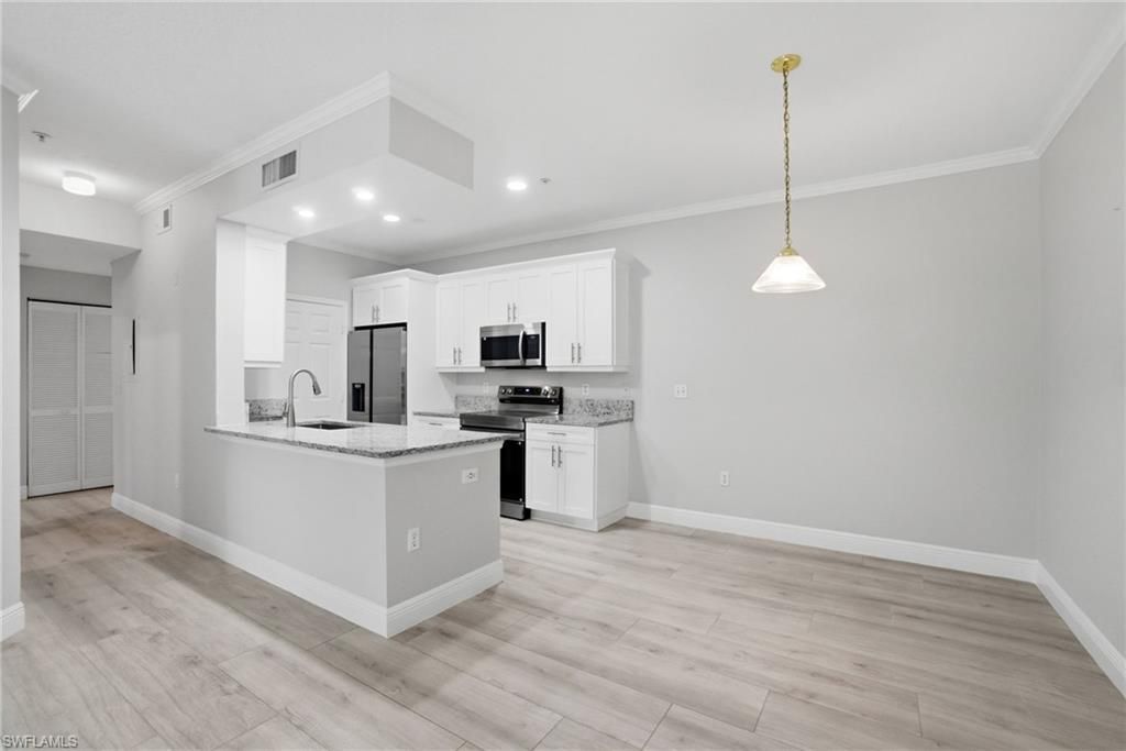 11521 Villa Grand, Unit 913, Fort Myers, FL 33913 Photo