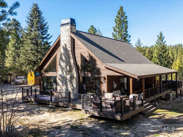 18 Spur Dr., Garden Valley, ID 83622