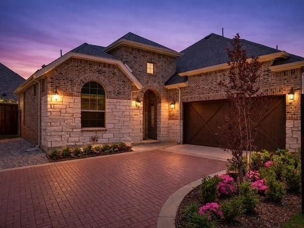 4831 Forest Crest Parkway, Arlington, TX 76005