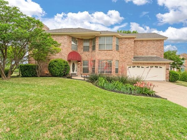 5956 River Bend Drive, Benbrook, TX 76132