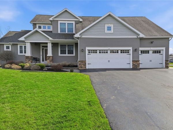 1 Golden Pond Trail, Spencerport, NY 14559