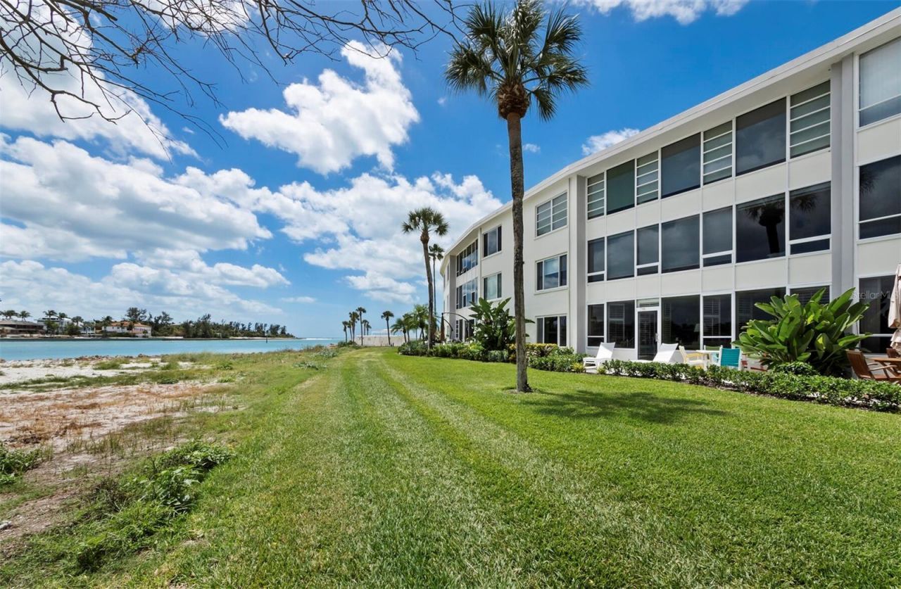 100 Sands Point Road, Unit 108, Longboat Key, FL 34228 Photo