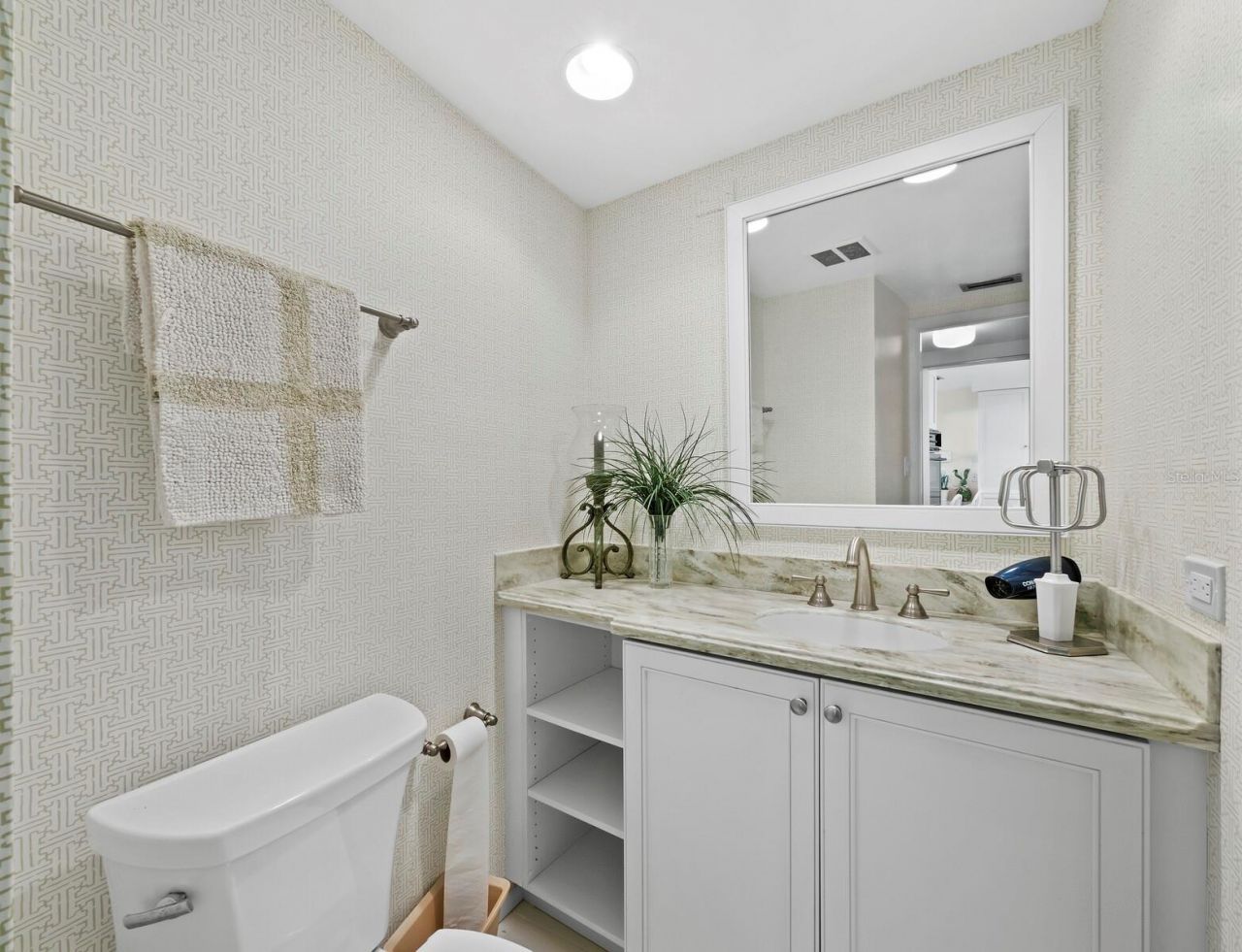 100 Sands Point Road, Unit 108, Longboat Key, FL 34228 Photo