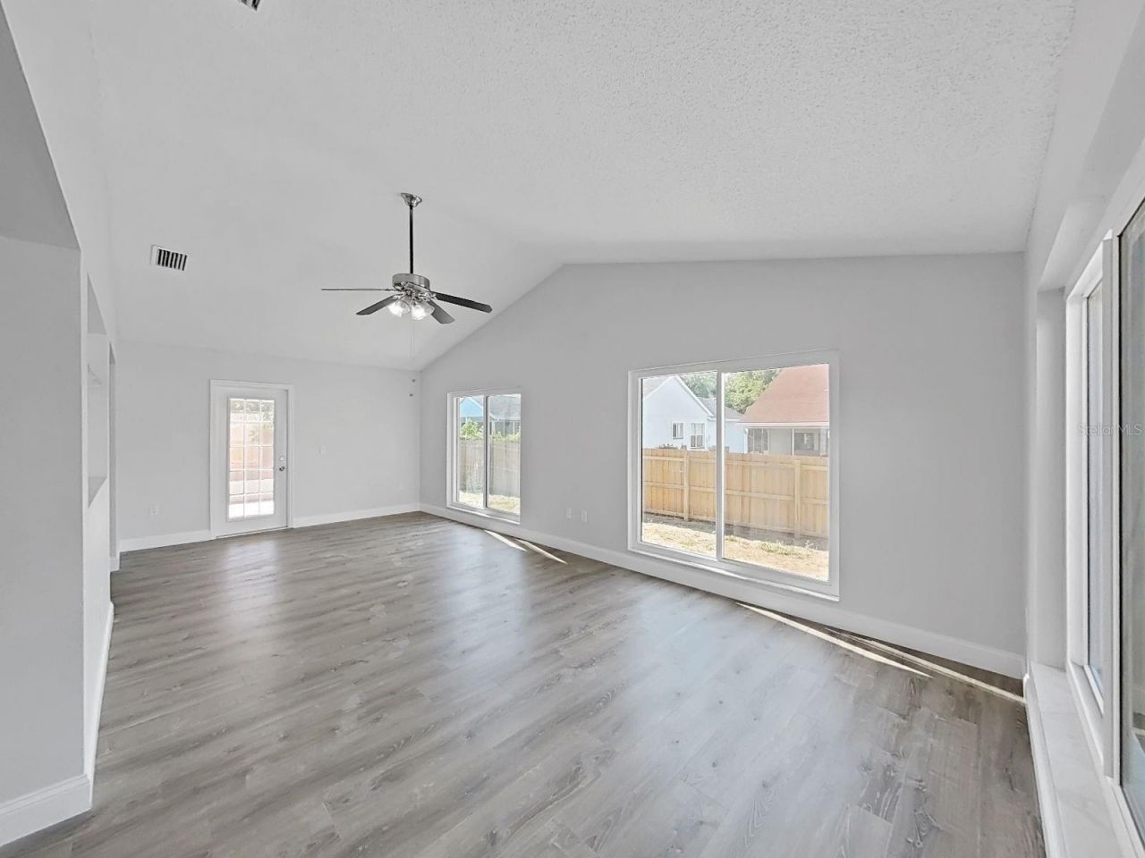 10328 Rainbow Oaks Drive, Hudson, FL 34667 Photo