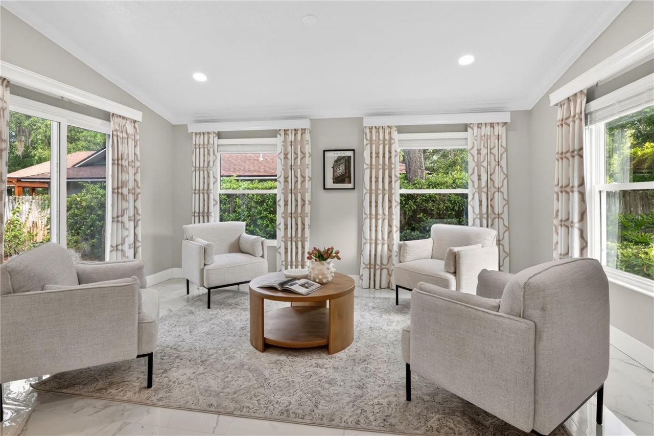 109 E 12th Avenue, Windermere, FL 34786 Photo