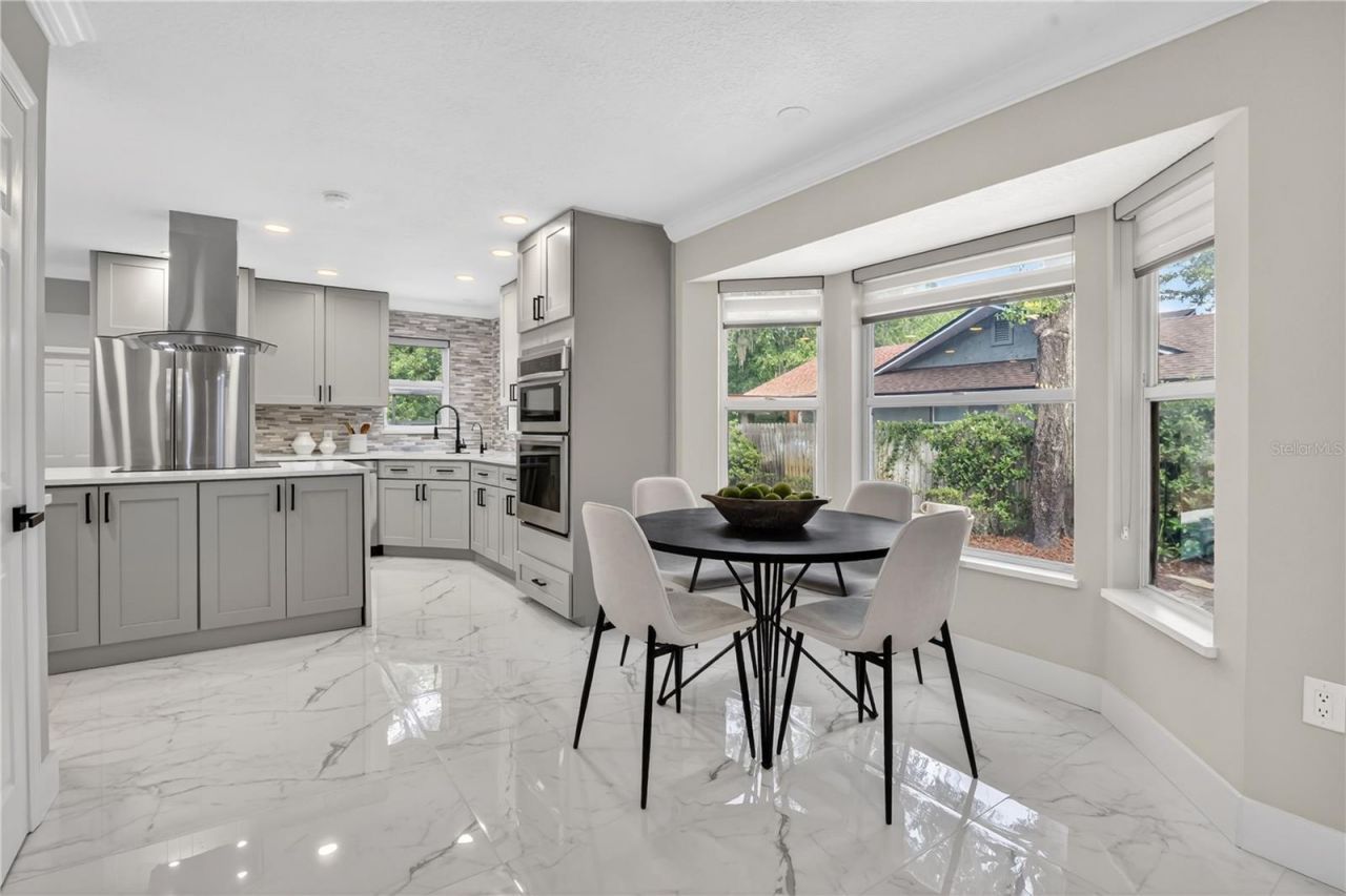 109 E 12th Avenue, Windermere, FL 34786 Photo