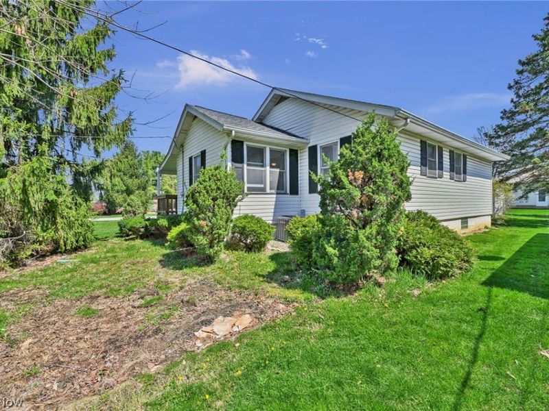 8581 Webster Road, Strongsville, OH 44136 Photo 3