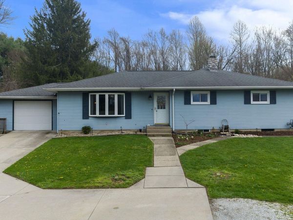 59910 Myrtle Road, South Bend, IN 46614