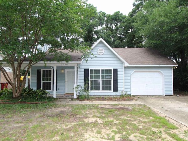 6528 Hunter St, Milton, FL 32570