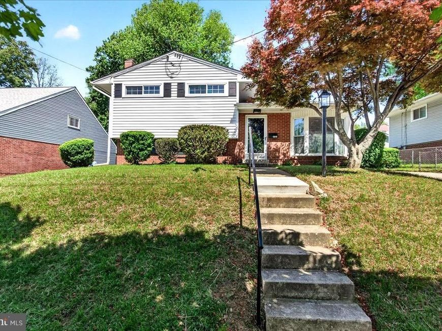 13016 Turkey Branch Parkway, Rockville, MD 20853 Main Photo