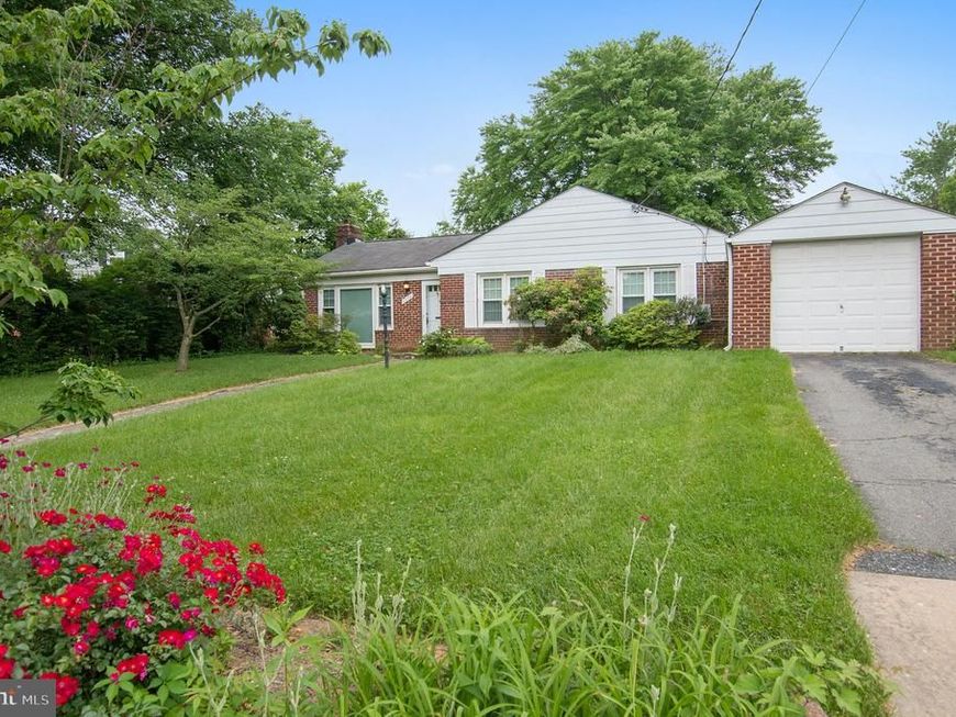 9702 Bellevue Drive, Bethesda, MD 20814 Main Photo