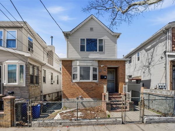 104-60 165th Street , Jamaica, NY 11433