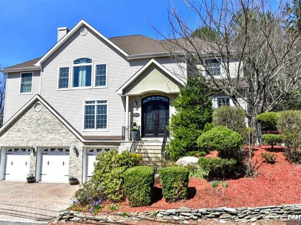 1 Kingsland Road, Montville Township, NJ 07005