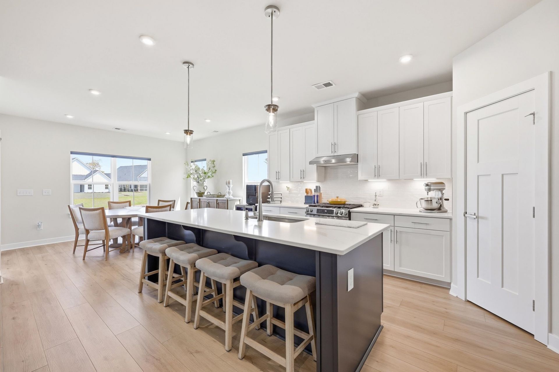 2218 Vera Way Photo 10