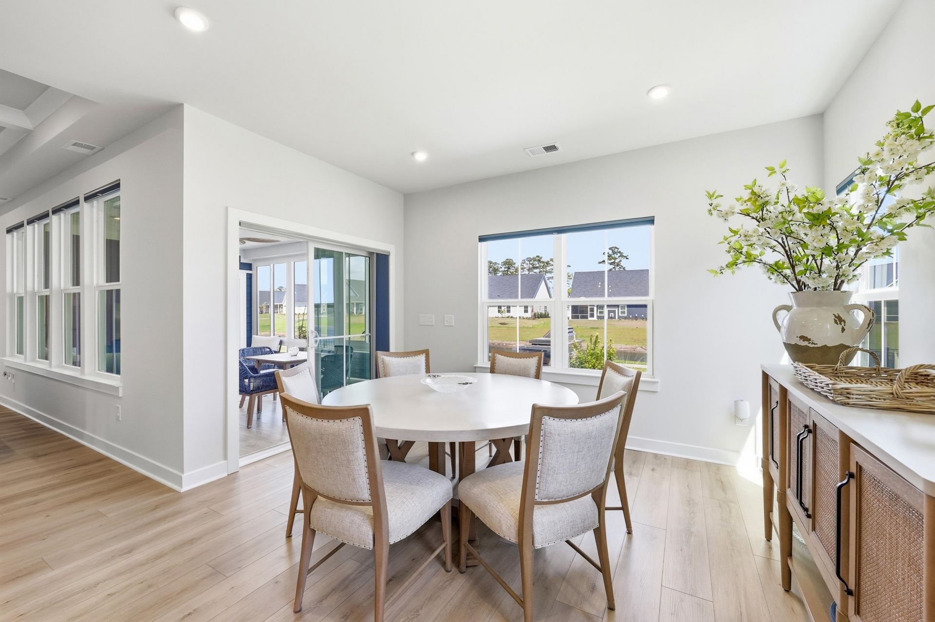 2218 Vera Way Photo 14