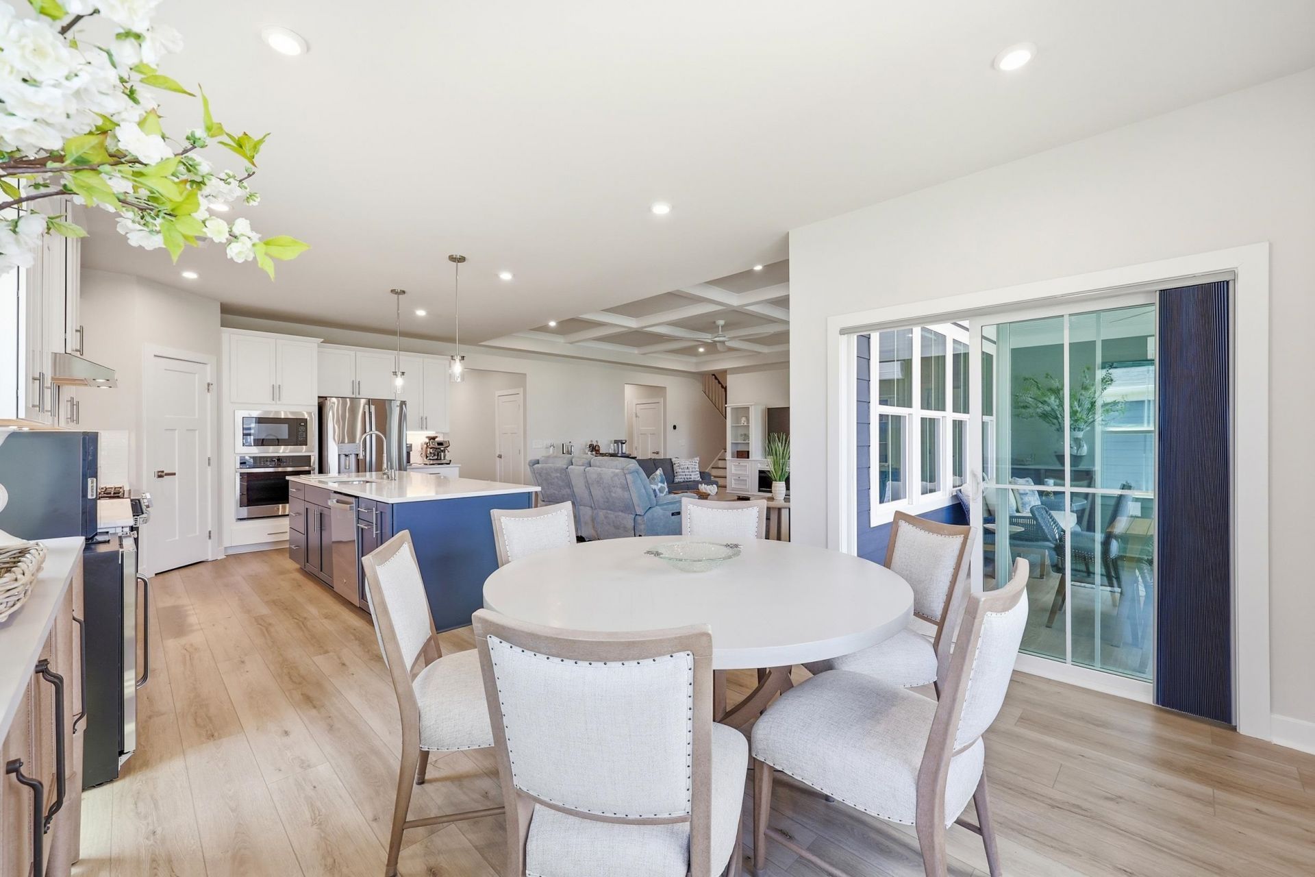 2218 Vera Way Photo 15