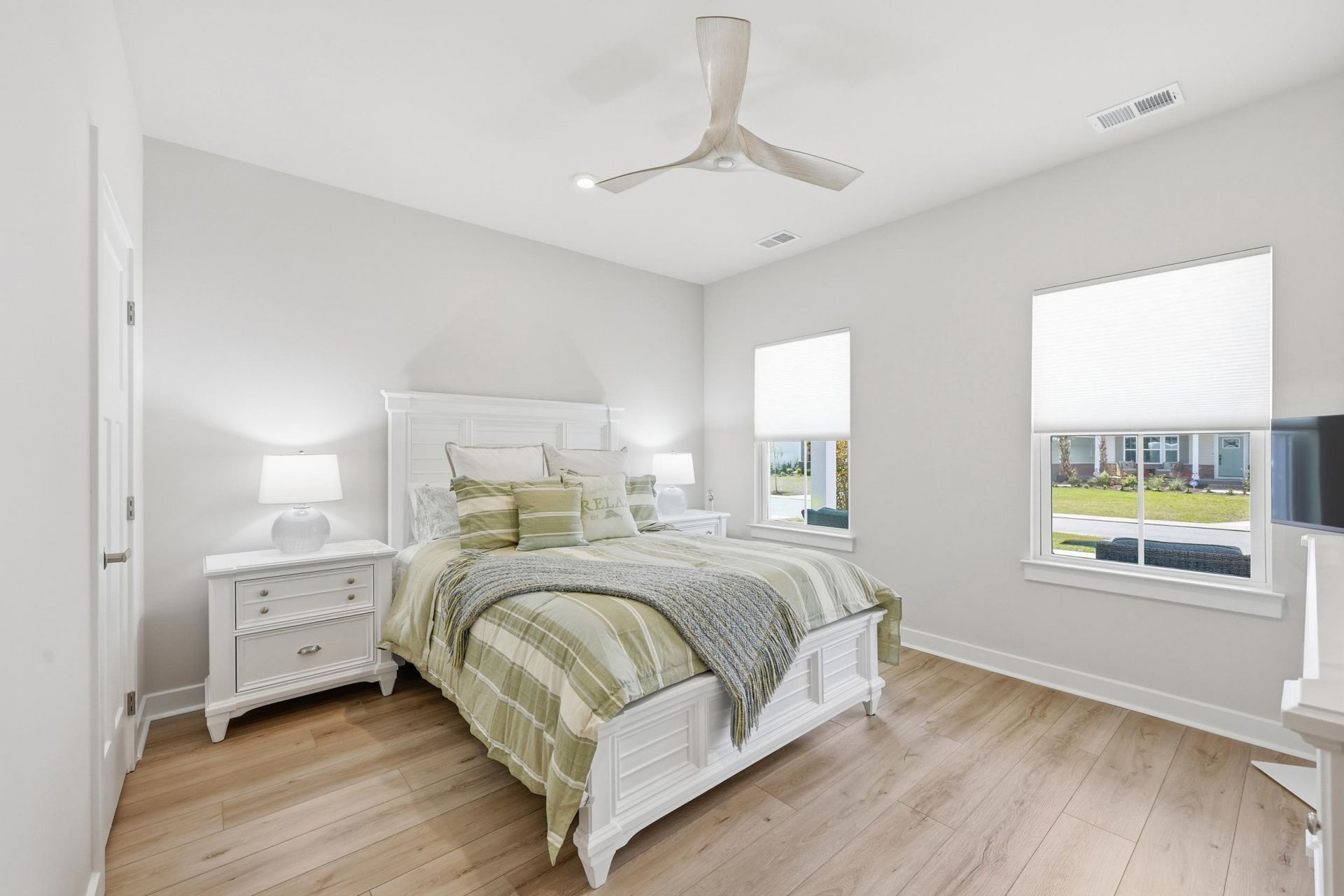 2218 Vera Way Photo 22