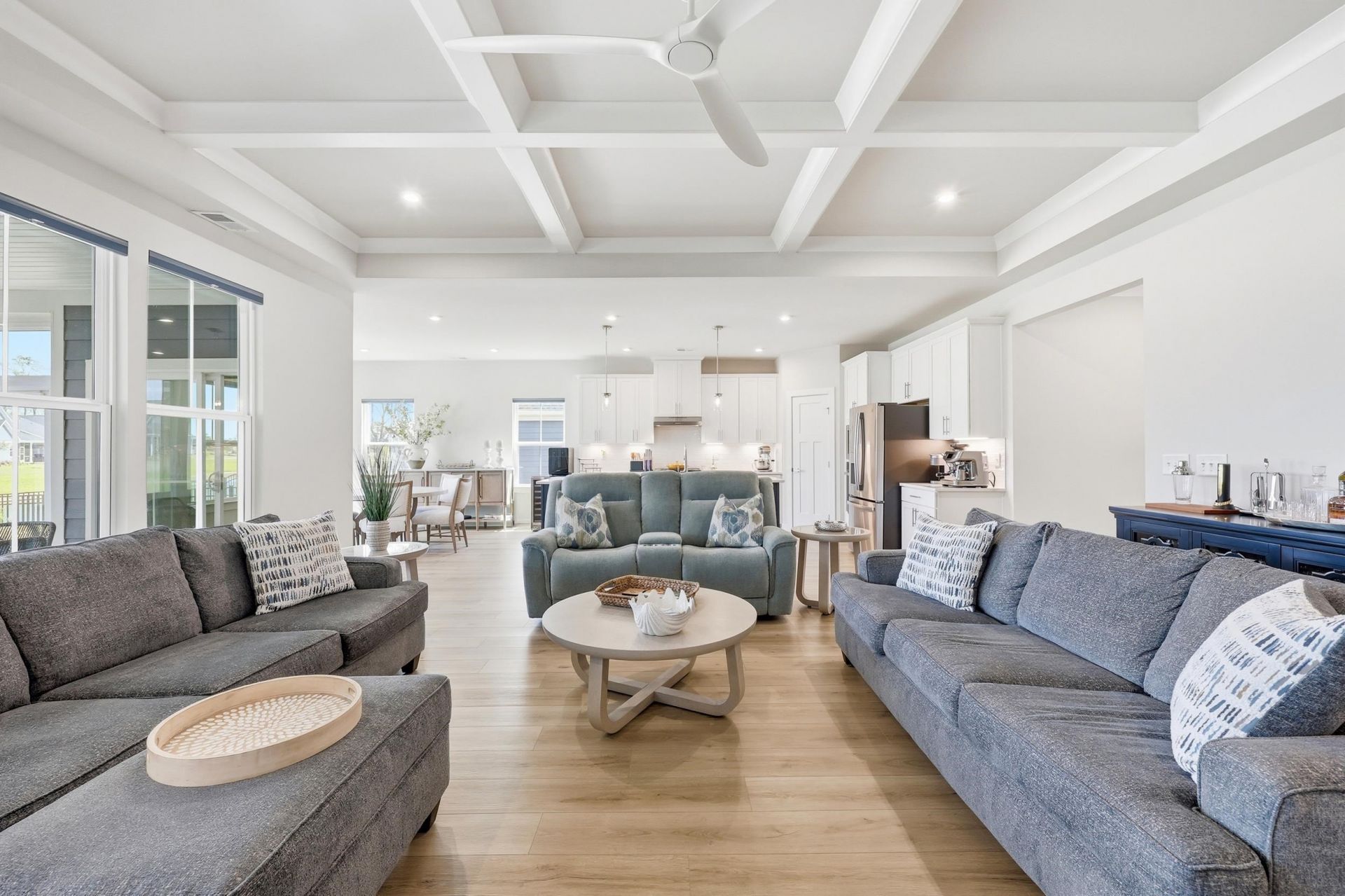 2218 Vera Way Photo 8