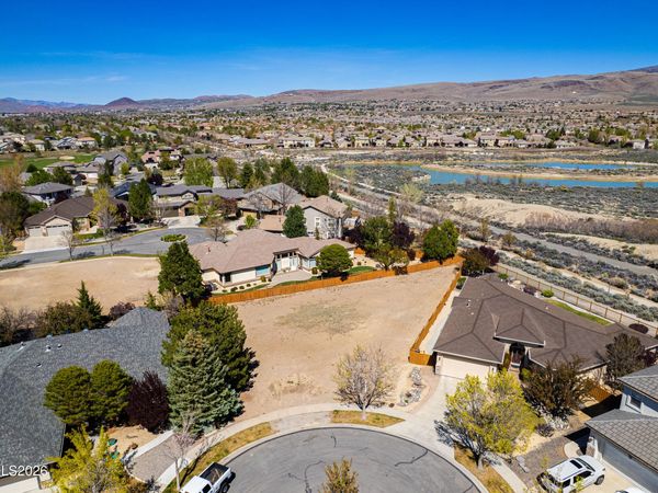 3322 Poco Star Court, Sparks, NV 89436