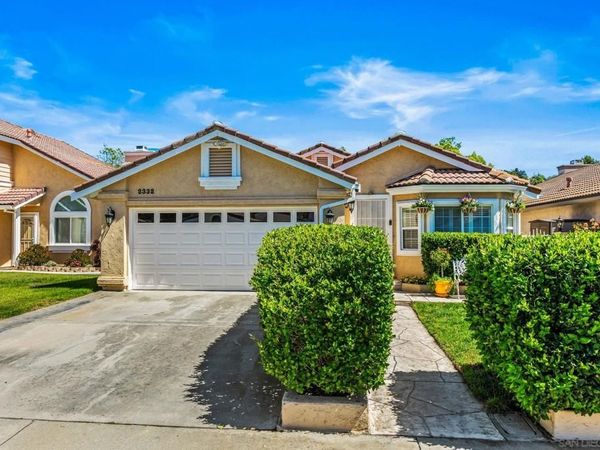 2332 Lake Forest St., Escondido, CA 92026