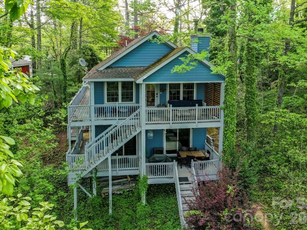 219 Picnic Point Road , Lake Lure, NC 28746