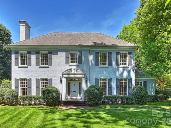 812 Ardsley Road , Charlotte, NC 28207