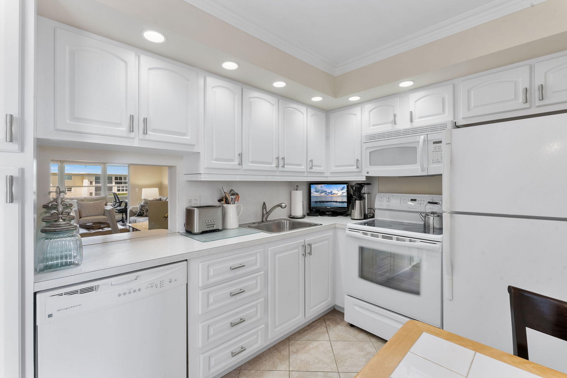 2515 NE 2nd Court, Unit 405, Boynton Beach, FL 33435 Photo