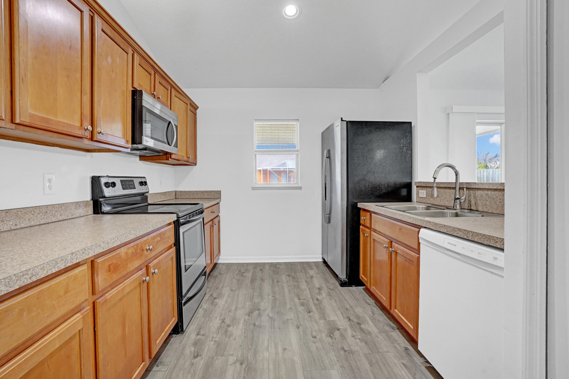 2125 SW Salvatierra Boulevard, Port Saint Lucie, FL 34987 Photo