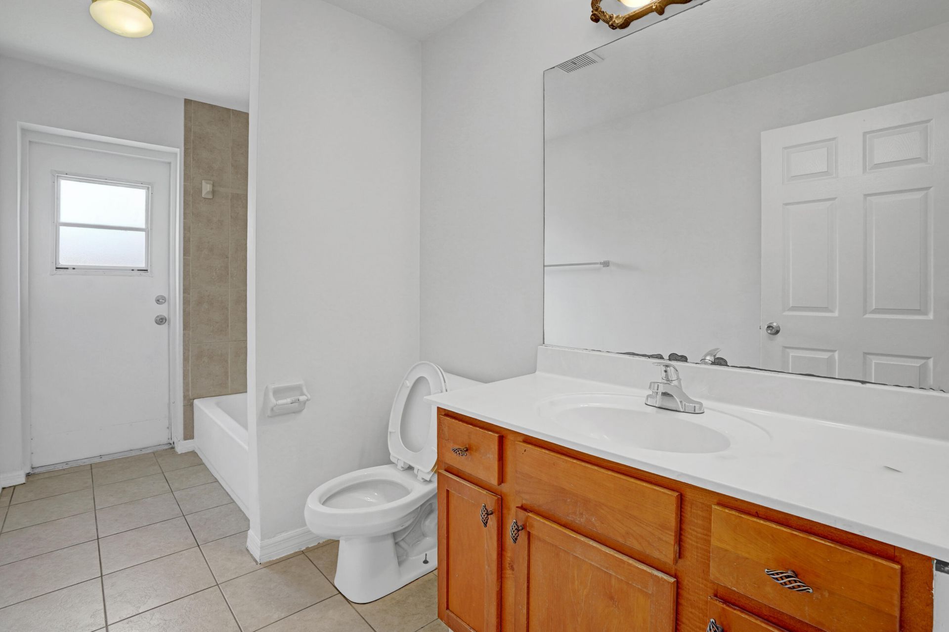 2125 SW Salvatierra Boulevard, Port Saint Lucie, FL 34987 Photo