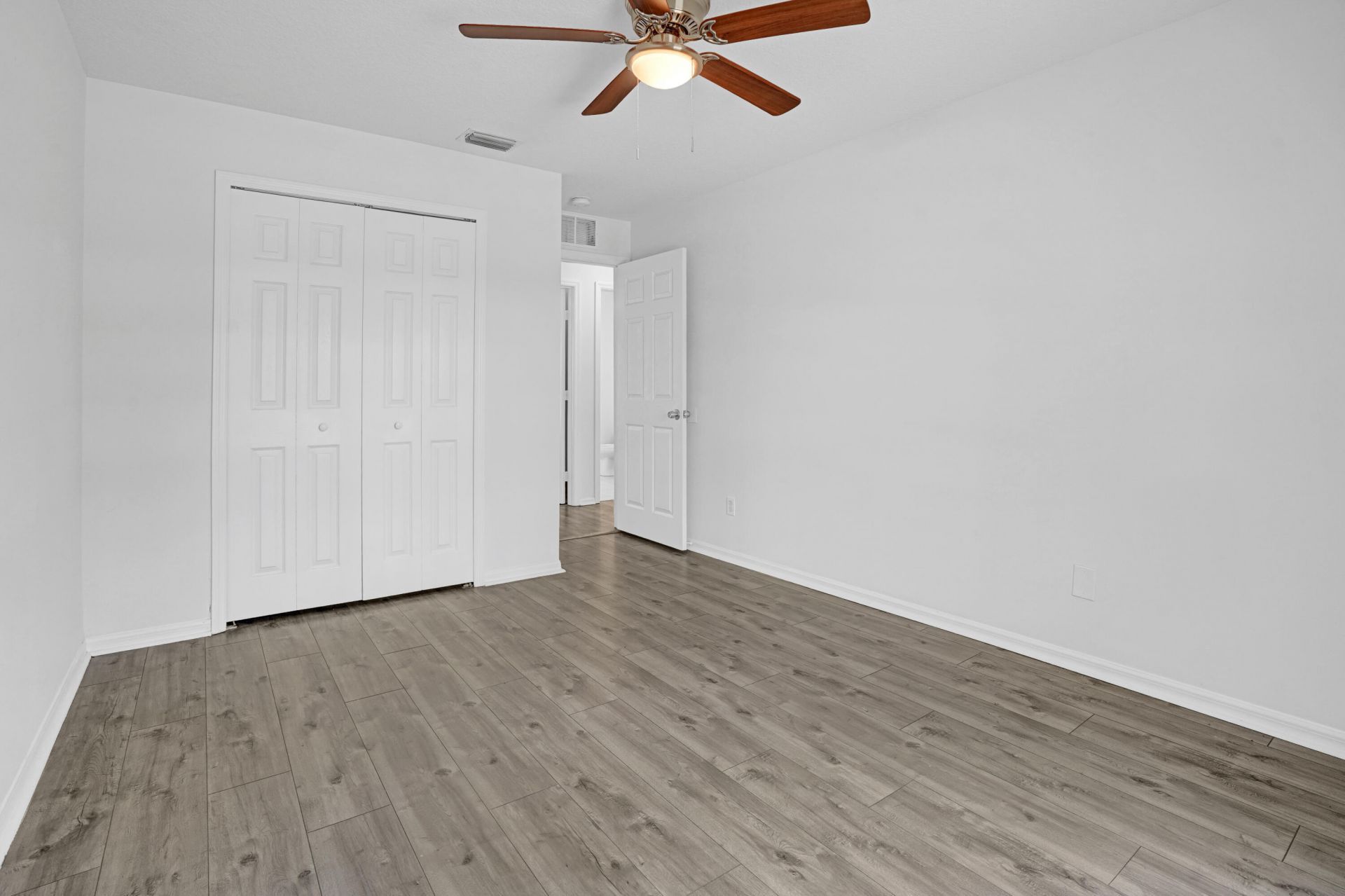 2125 SW Salvatierra Boulevard, Port Saint Lucie, FL 34987 Photo