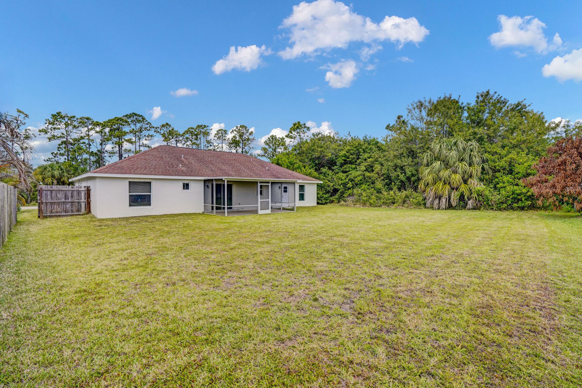 2125 SW Salvatierra Boulevard, Port Saint Lucie, FL 34987 Photo