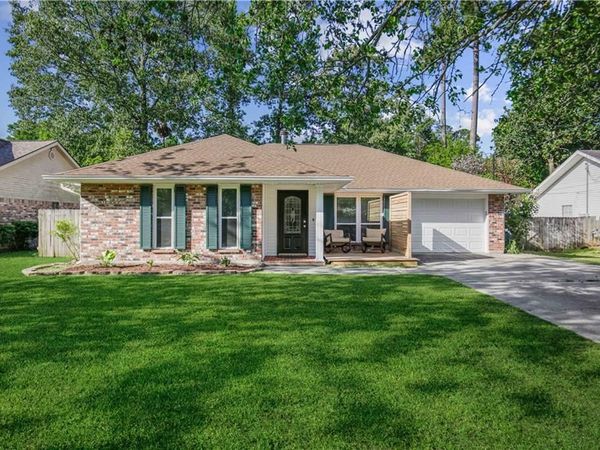 213 ELMWOOD Street, Mandeville, LA 70448