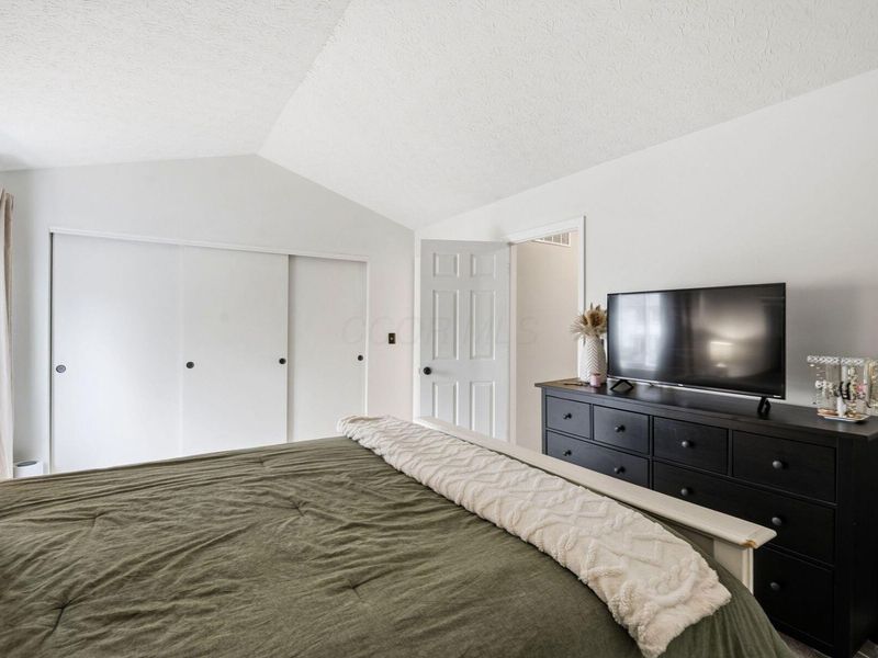 6271 Hyland Drive , Dublin, OH 43017 Photo 13