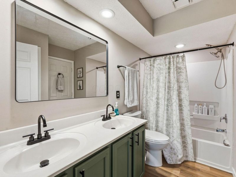 6271 Hyland Drive , Dublin, OH 43017 Photo 15