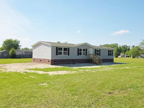 66 Turkey Creek Road, Rocky Point, NC 28457