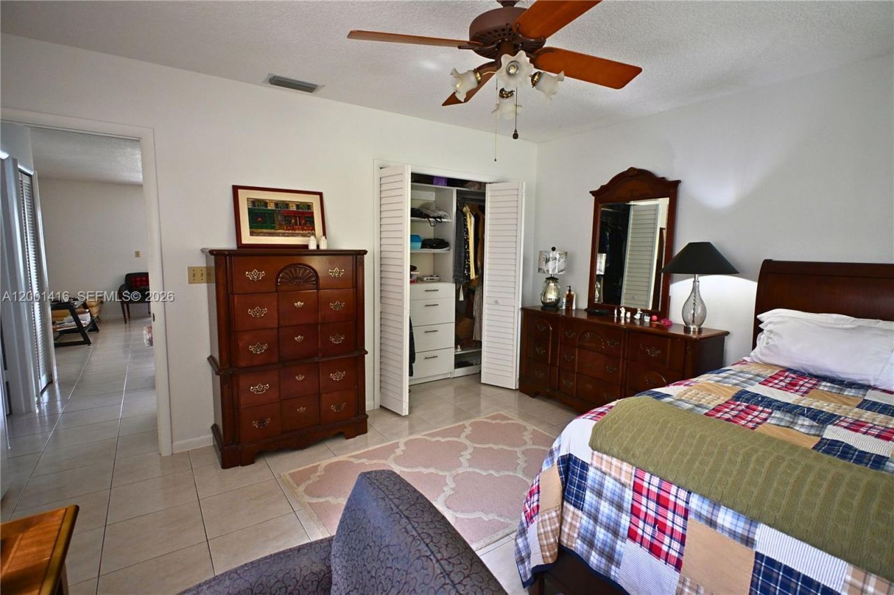 13931 SW 105th St, Miami, FL 33186 Photo