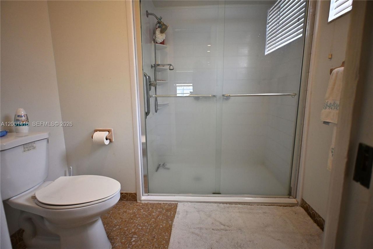 13931 SW 105th St, Miami, FL 33186 Photo