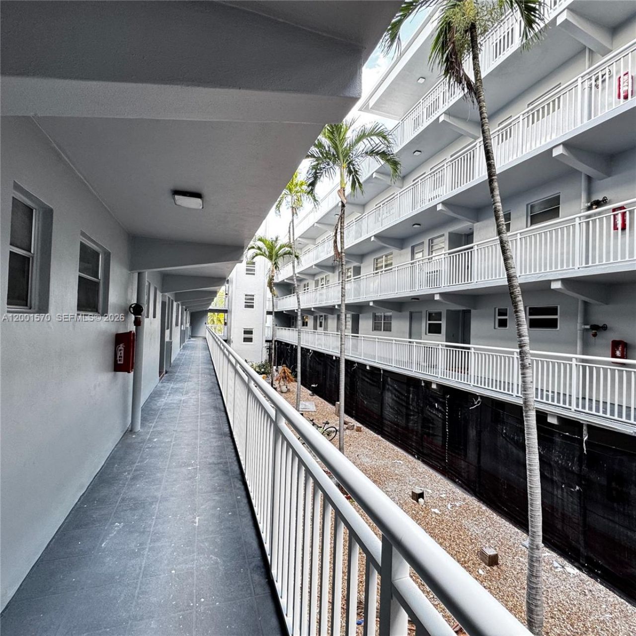 215 SE 3rd Ave, Unit 203A, Hallandale Beach, FL 33009 Photo