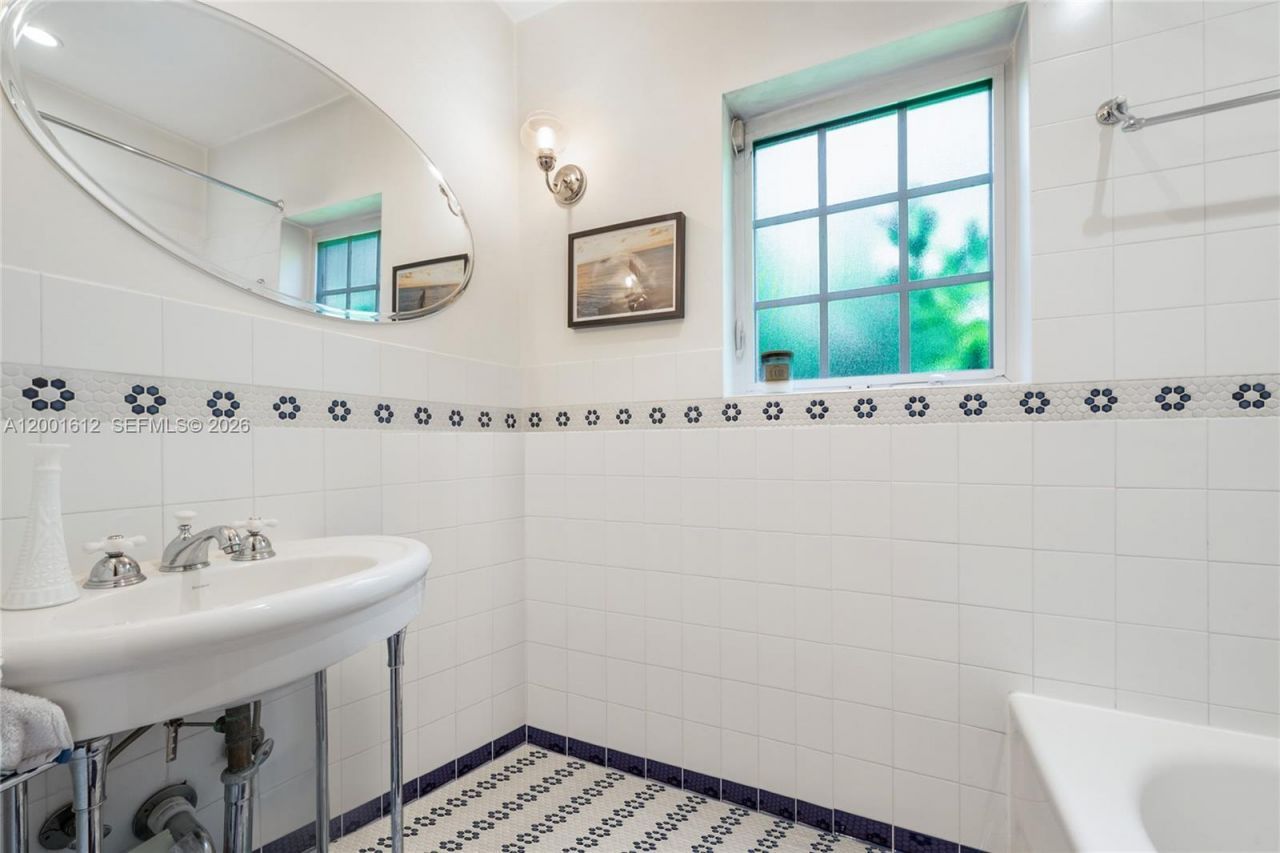 1029 Milan Ave, Unit 1029, Coral Gables, FL 33134 Photo