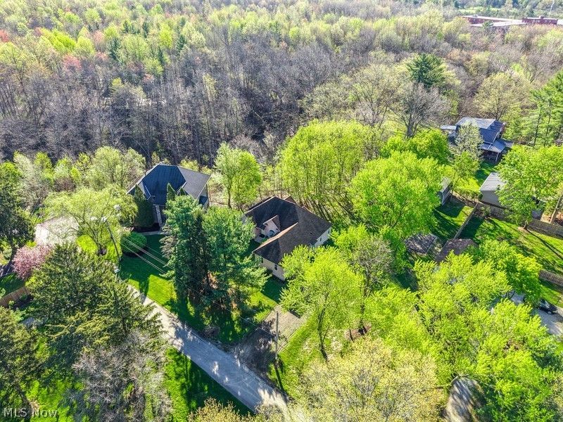 156 Penrose Court, Elyria, OH 44035 Photo 10