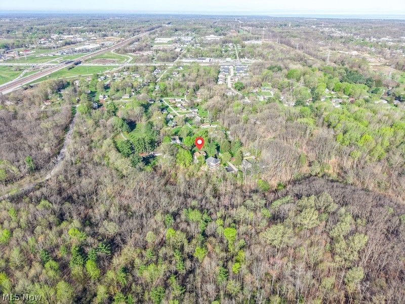 156 Penrose Court, Elyria, OH 44035 Photo 13