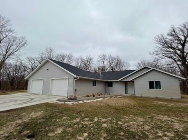 17575 Saylers Lakeview Road, Lake Park, MN 56554
